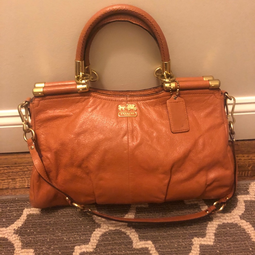 Authentic Coach leather bag never used like new